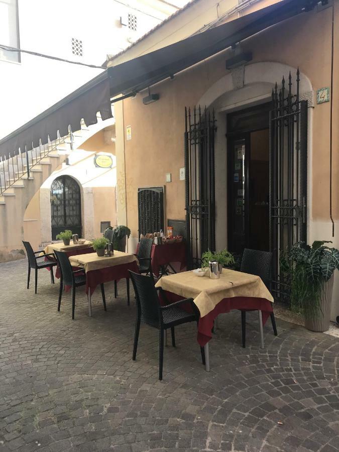 Albergo Ristorante Del Cacciatore Φότζια Εξωτερικό φωτογραφία