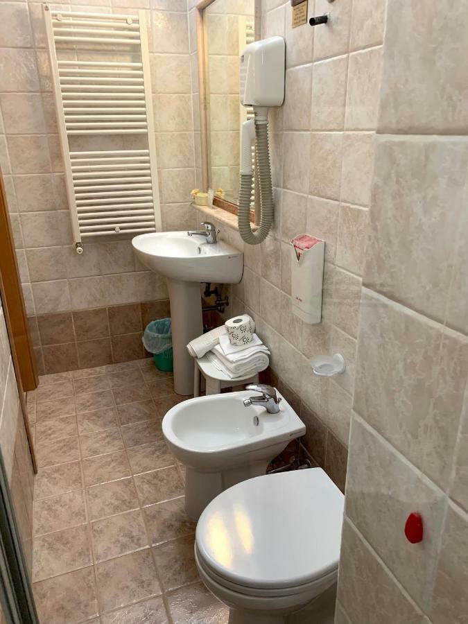 Albergo Ristorante Del Cacciatore Φότζια Εξωτερικό φωτογραφία